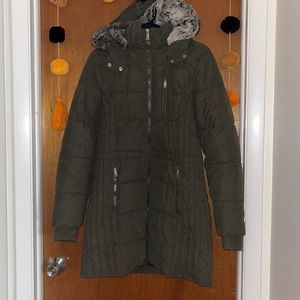 Used about 5 times. Is great for keeping warm, and water resistant!